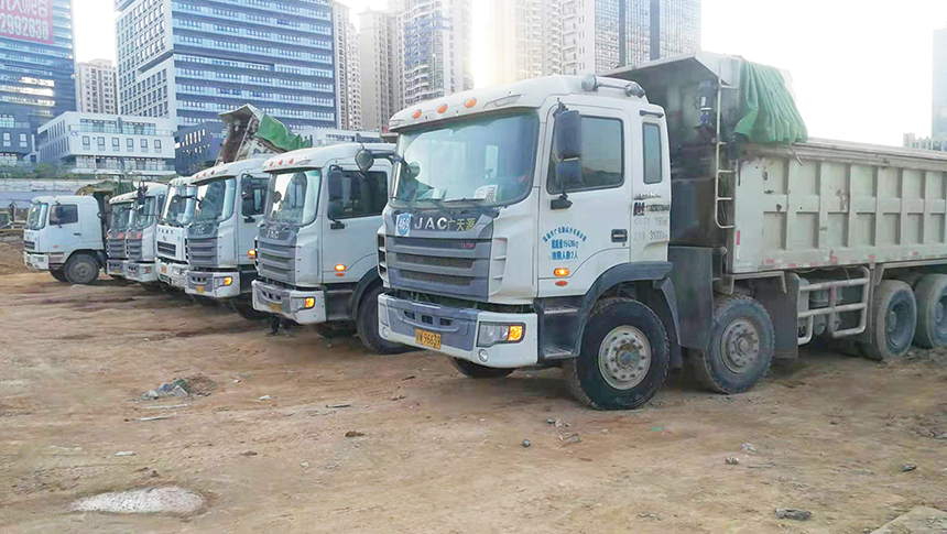 泥头车.jpg